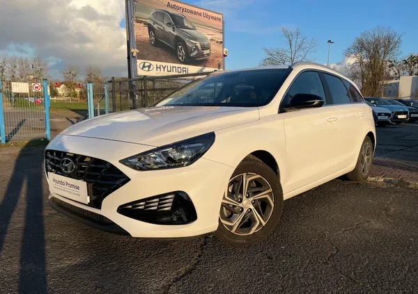 samochody osobowe Hyundai I30 cena 79900 przebieg: 11000, rok produkcji 2022 z Zelów